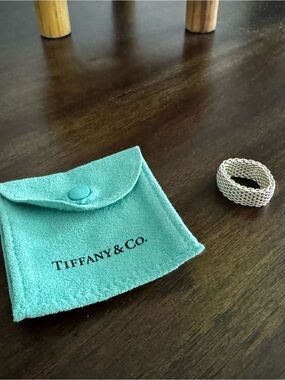 Tiffany & Co. Somerset Mesh Ring with Tiffany Blue Pouch Size 9